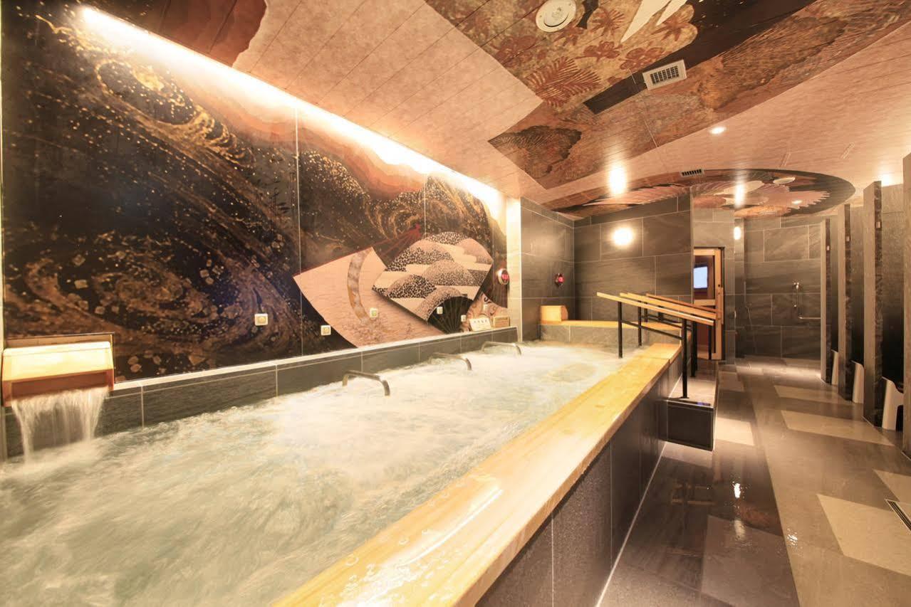 Centurion Hotel & Spa Ueno Station -Artificial Radium Hot Spring Токио Екстериор снимка
